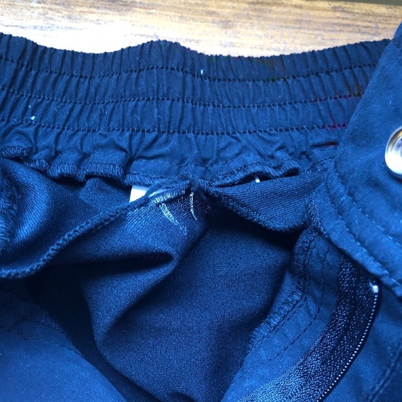 Maxine Shorts W Size 8 Black Boardshorts Button Closure Coastal Minimalist - Picture 5 of 13